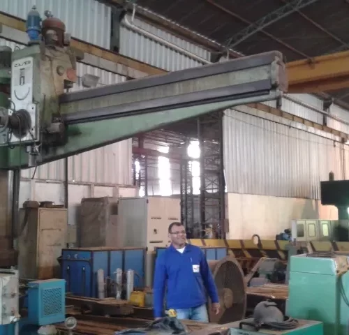Furadeira Radial Caser 120mm - frontal