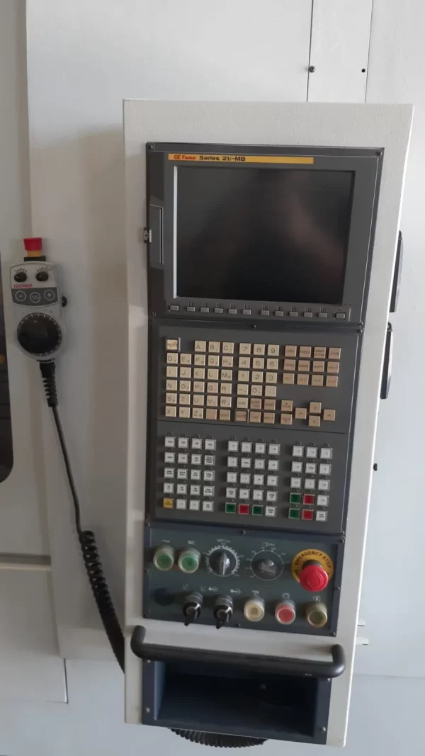 Centro de Usinagem Romi Discovery 1250 - comando fanuc