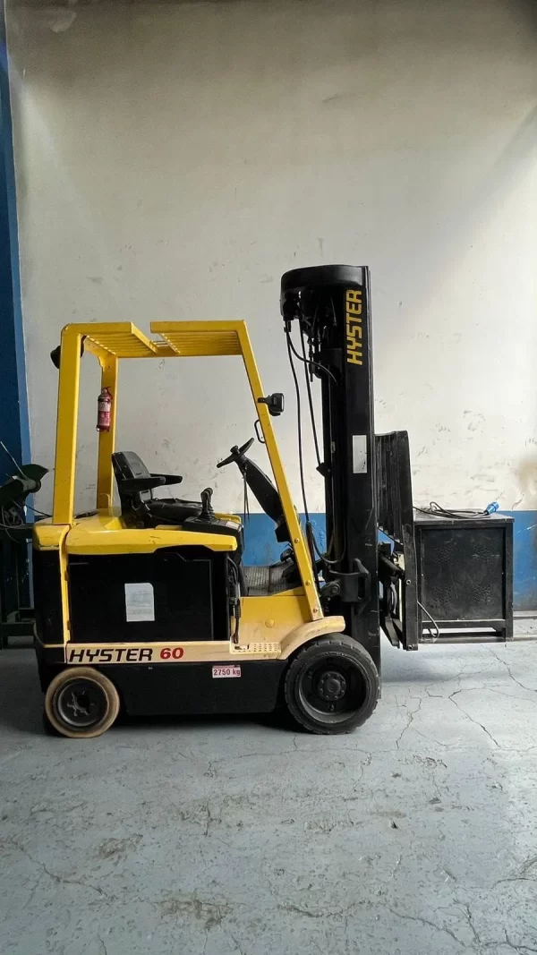 Empilhadeira Eletrica Hyster 2.75 venda - lateral