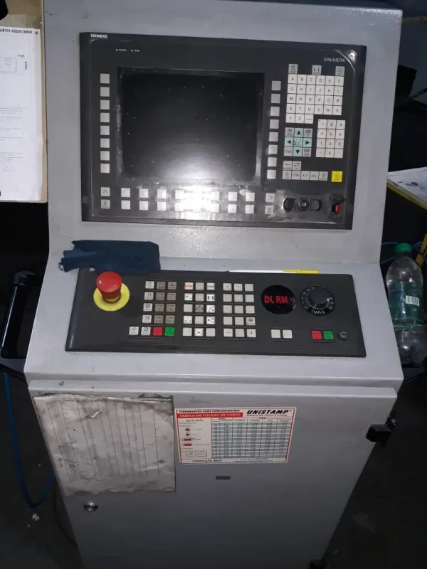 Puncionadeira CNC DURMA RP-6 - comando