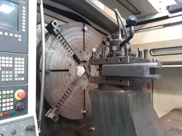 Torno CNC ROMI CENTUR 80A - castelo de ferramentas