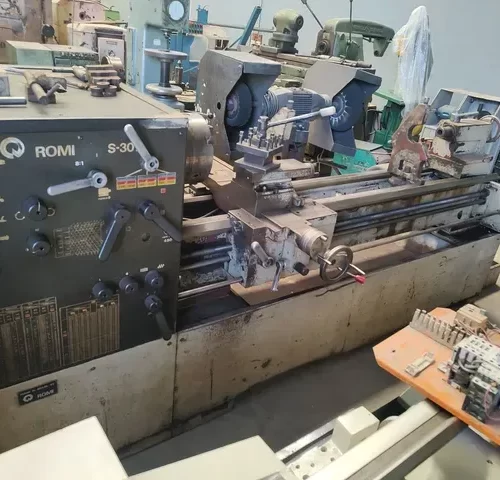 Torno Mecânico Usado Romi S30 - frontal