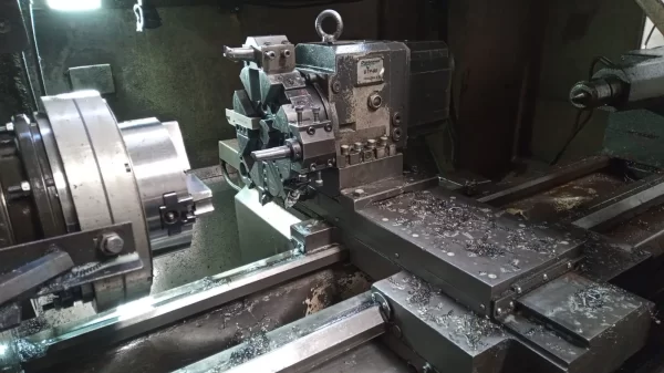 Torno Cnc Nardini Logic 195 II Comando MCS 2007 - torre eletrica