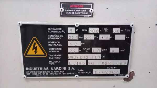 Torno Cnc Nardini Logic 195 II Comando MCS 2007 - placa de identificação