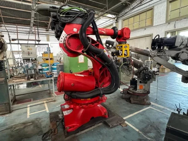 Robôs Industriais Articulado Usados individual 8