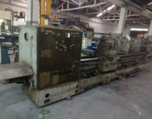 TORNO MECÂNICO ROMI E 55B - 4000 x 1100mm