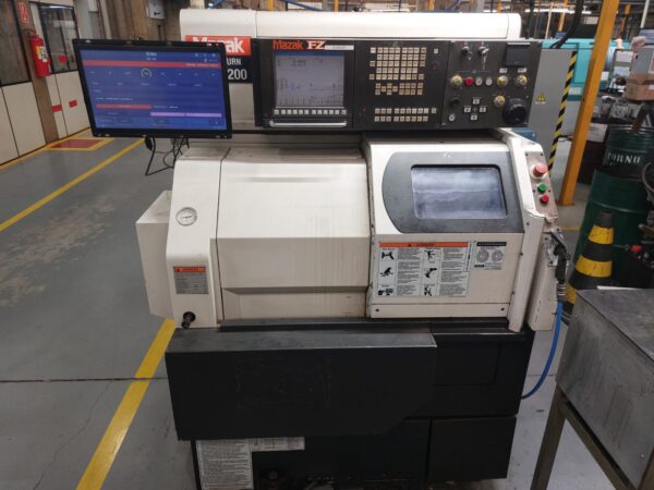 Torno CNC MAZAK QUICK TURN STAR-200