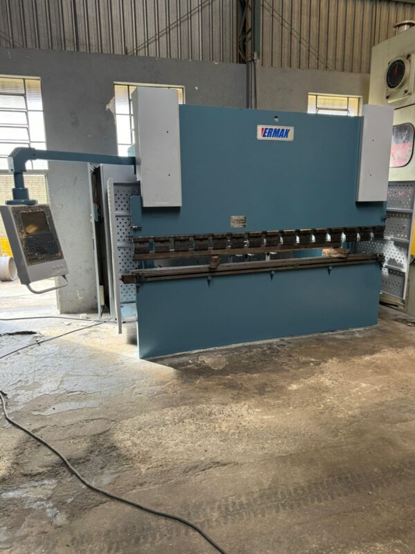 Dobradeira Hidráulica CNC ERMAK 3100 x 120 TON