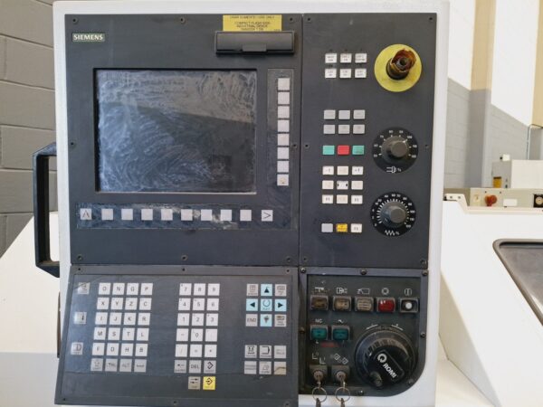 Torno CNC Romi Centur 30D REFORMADO - Image 4