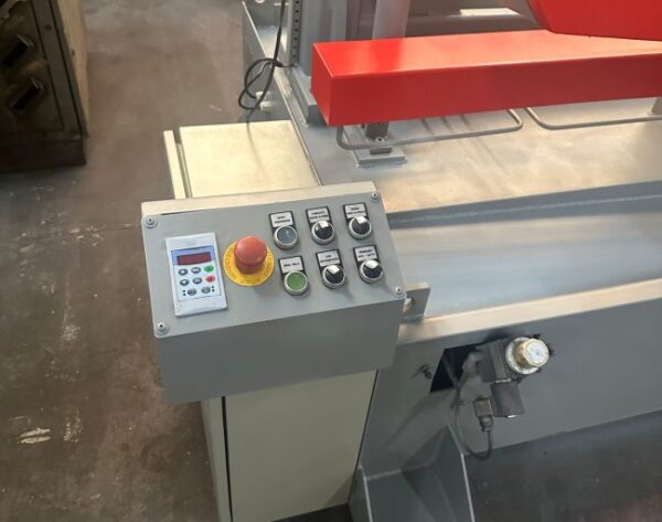 Serra de Fita Dupla Coluna Semi Automatica Ronemak MRC-650 HVF - Image 3