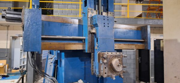 Torno Vertical ROMI - Image 4