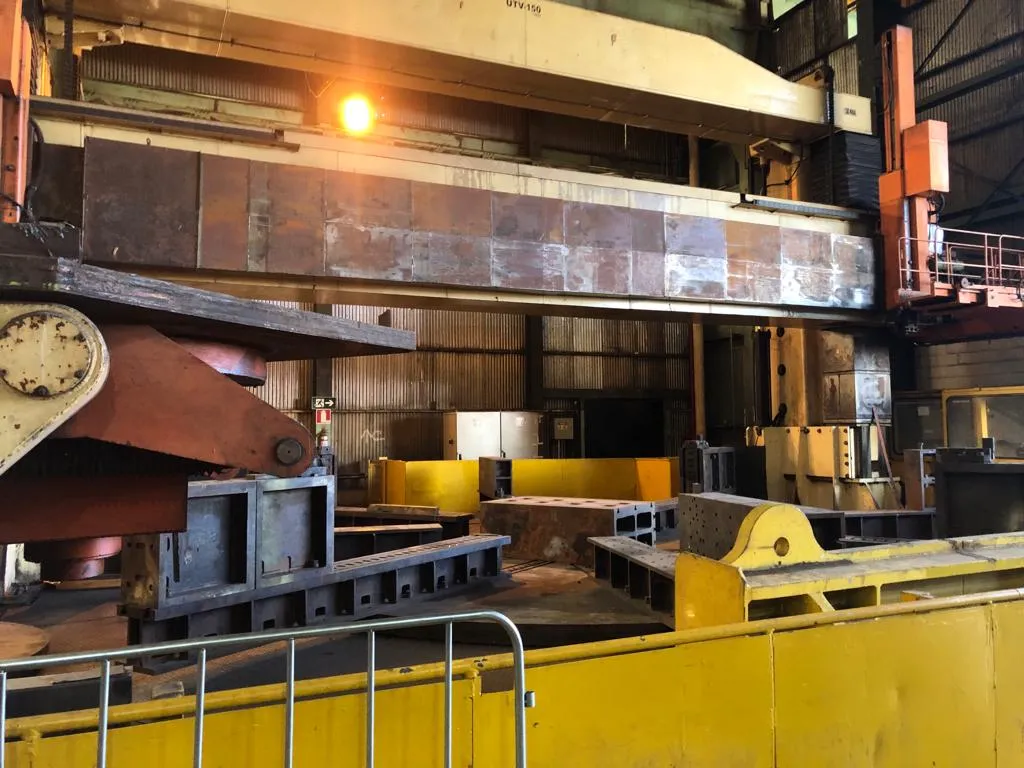 Torno CNC Vertical UTV 150 Placa 7000mm 2 Torno CNC Vertical UTV 150 Placa 7000mm - Imagem 2