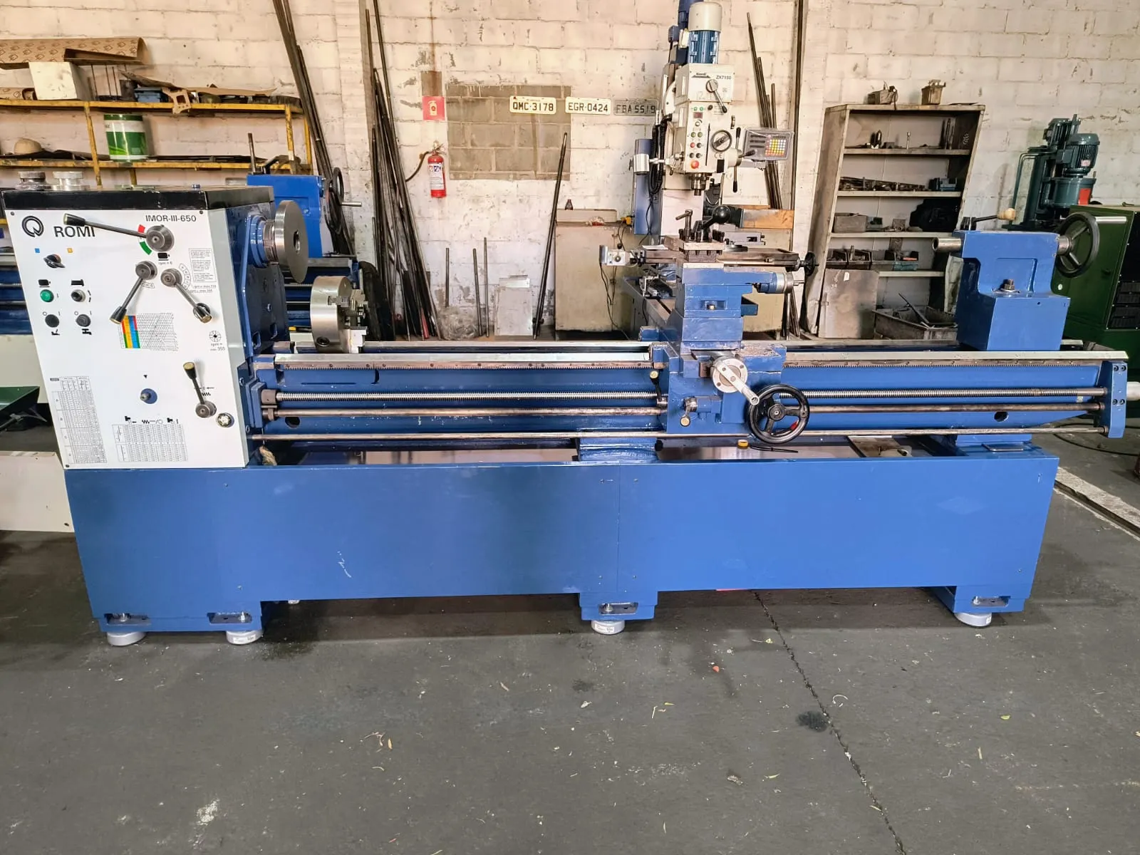 Torno Mecânico IMOR III 650 x 2200 mm - frontal
