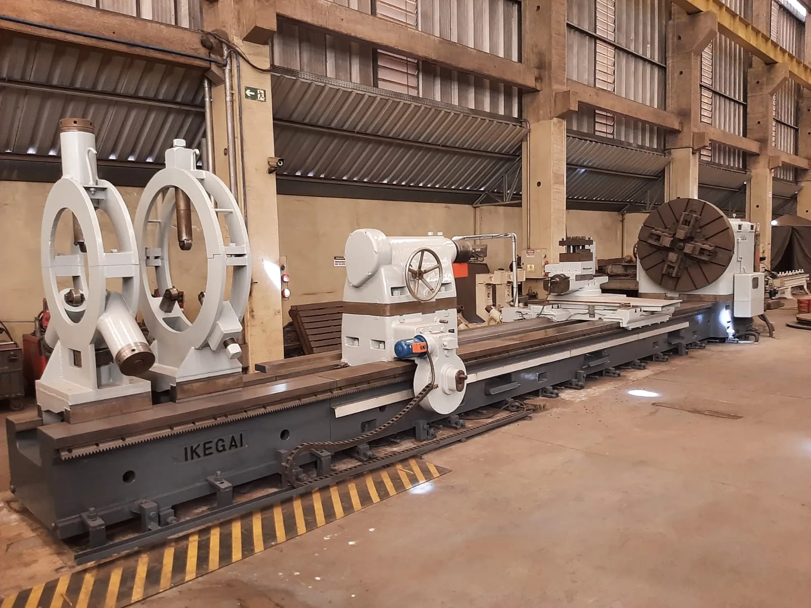 Torno Pesado IKEGAI 12000mm - lateral