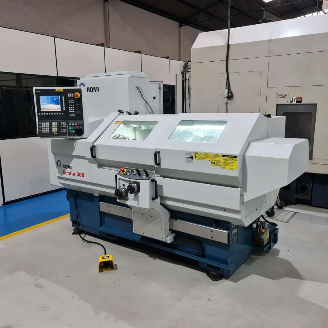 Torno cnc Romi Centur 30D Multiplic - frontal