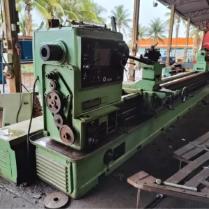 Torno Mecânico Romi MKDII 6000 Metros - frontal lateral