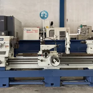 Torno Mecânico Clever l2680 usado - frontal