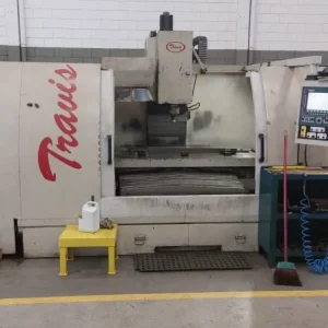 Centro de Usinagem CNC Travis M2000 Usado, frontal comando Fagor 8055, BT‑40, mesa 2180x810 mm, em funcionamento
