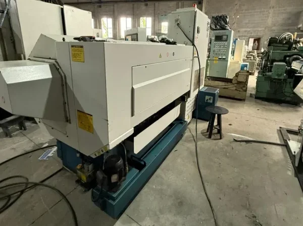 Torno CNC Romi Centur 30D Ano 2014 3 Torno CNC Romi Centur 30D Ano 2014 - vista lateral