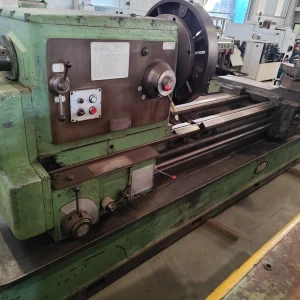 Torno Mecânico IMOR MCD 3000x1000 - vista frontal