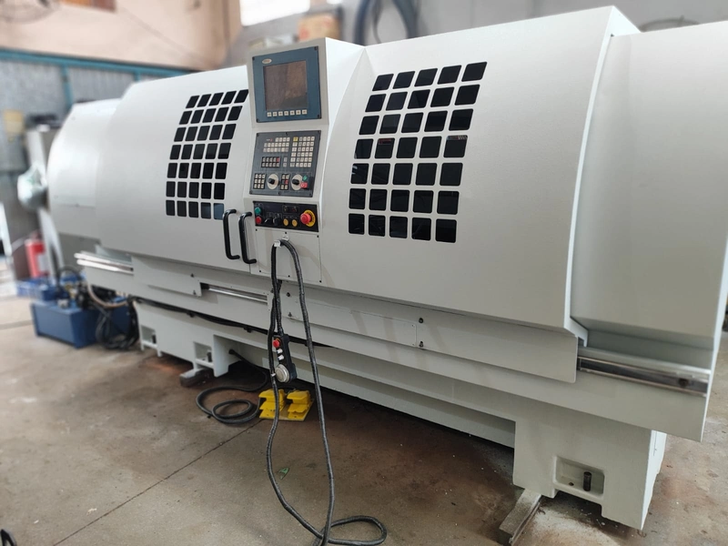 Torno CNC Usado Travis TR-2 Ano 2008 - vista frontal