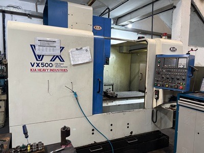 ACC Máquinas Operatrizes Centro de Usinagem Vertical CNC HYUNDAI KIA VX500
