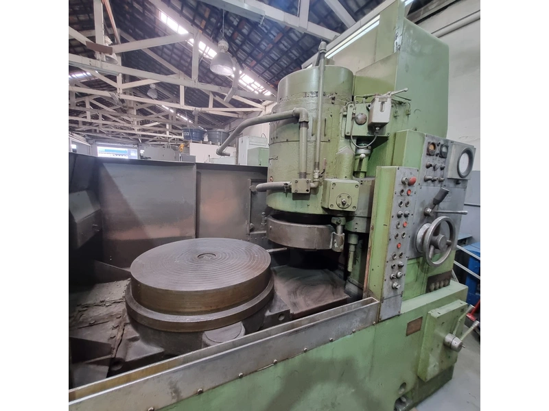 Retifica Plana Blanchard VORONEZH 3D756 - vista frontal