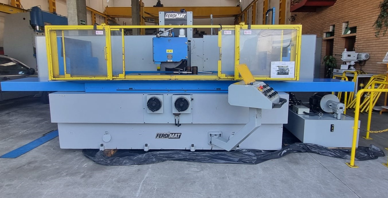 Retifica Plana Tangencial FERDIMAT TC-156M com NR12 - vista frontal