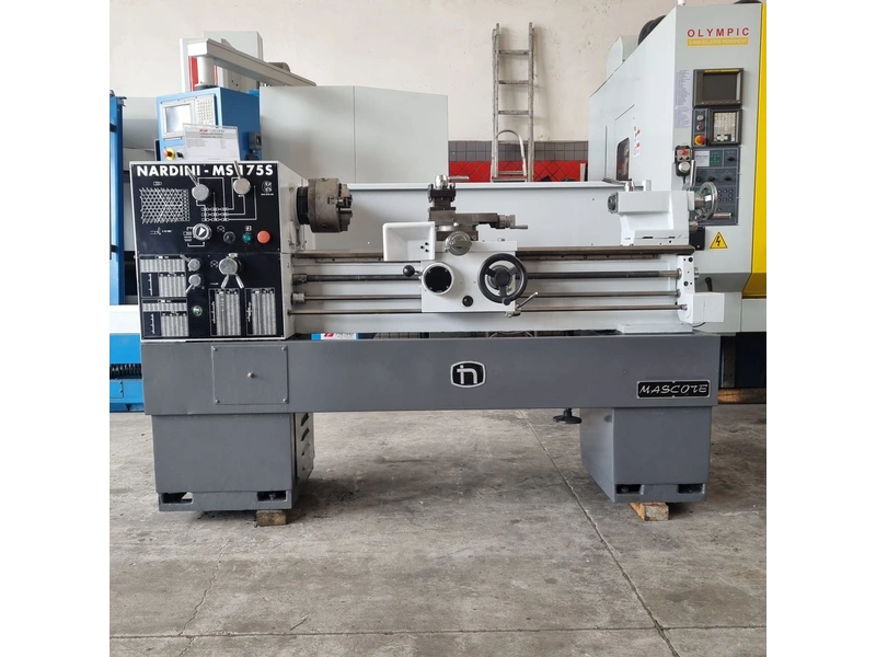 Torno Mecânico Nardini Mascote MS 175S - vista frontal