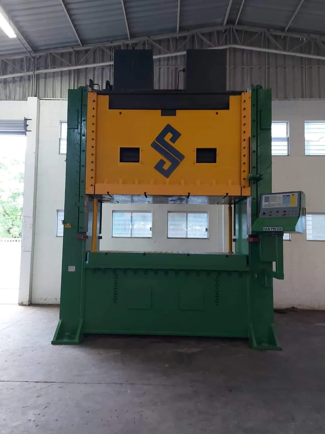 Prensa Industrial Hidráulica Dan-Presse 600 - Imagem 2