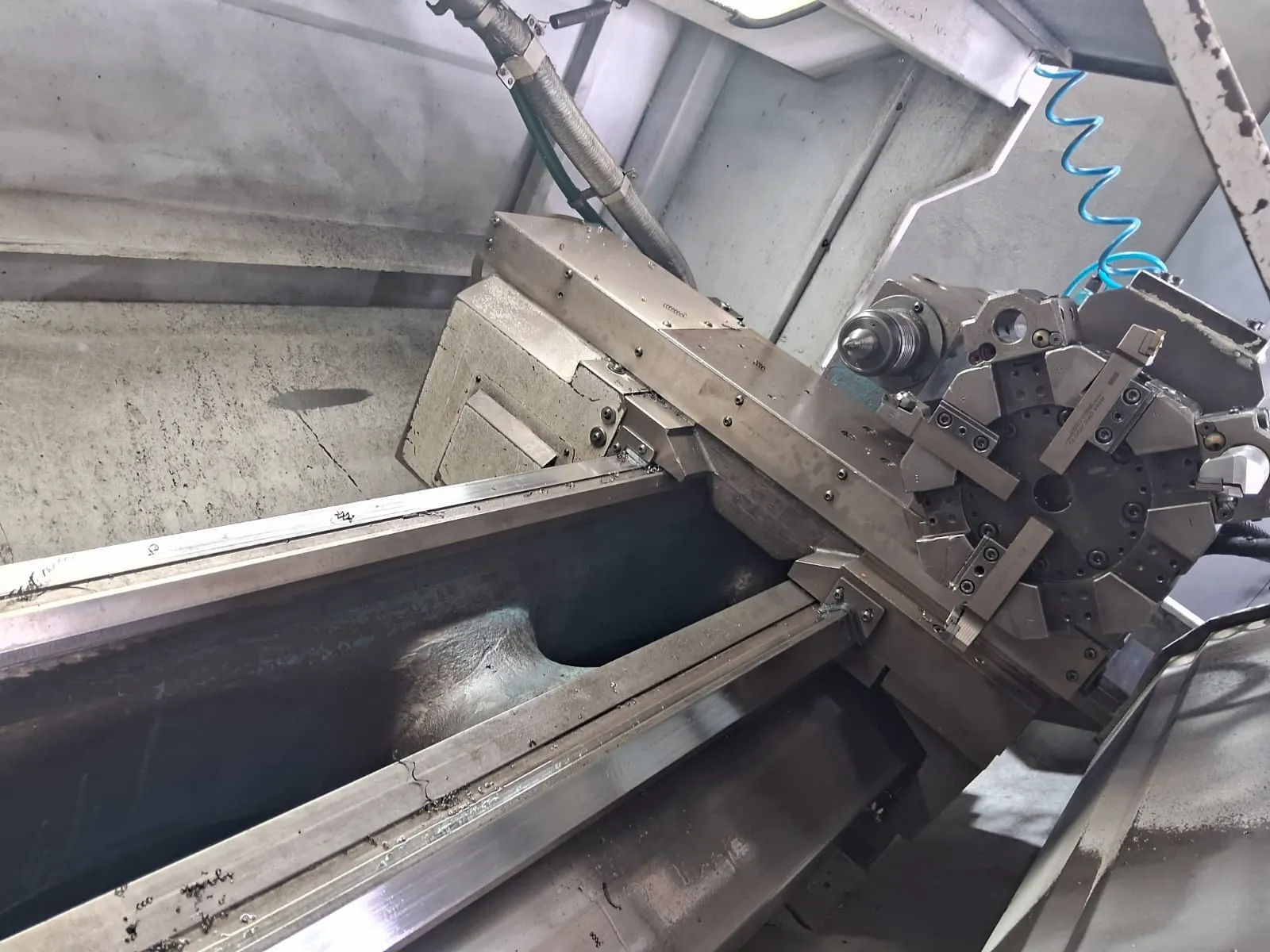 Torno Cnc Romi Centur 30D Mach 9 usada - Imagem 2