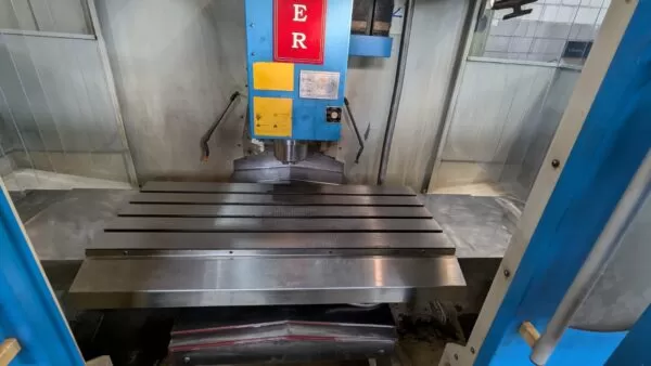 Fresadora CNC Veker MVK 1000F - Image 3